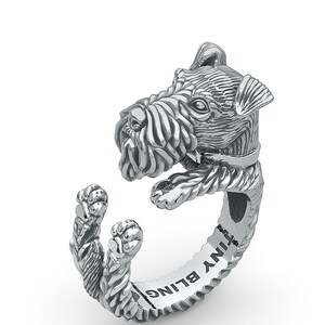 Anillo de abrazos de Airedale Terrier hecho a mano en plata de ley u oro de 14 k por TinyBling Jewelry