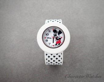 Disney Mickey Mouse Glove Flip Top Cover Vintage Wristwatch Disney Mickey Mouse Glove Flip Top Cover Vintage Wristwatch  main image 4