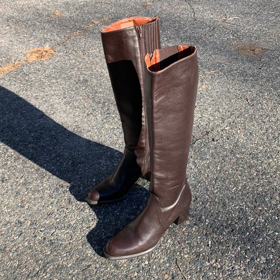 Vintage knee high dark brown leather boots size 7