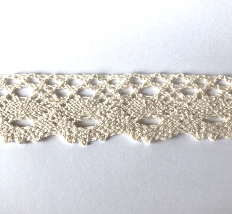 1m Vintage style Cotton crochet lace edge trim OFF WHITE CREAM Ribbon Crafts