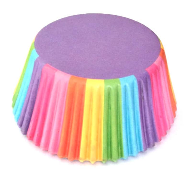 Multi Colored Cupcake Liners 50 count Rainbow Circus Liner Green Yellow Blue Yellow Red purple party children kids