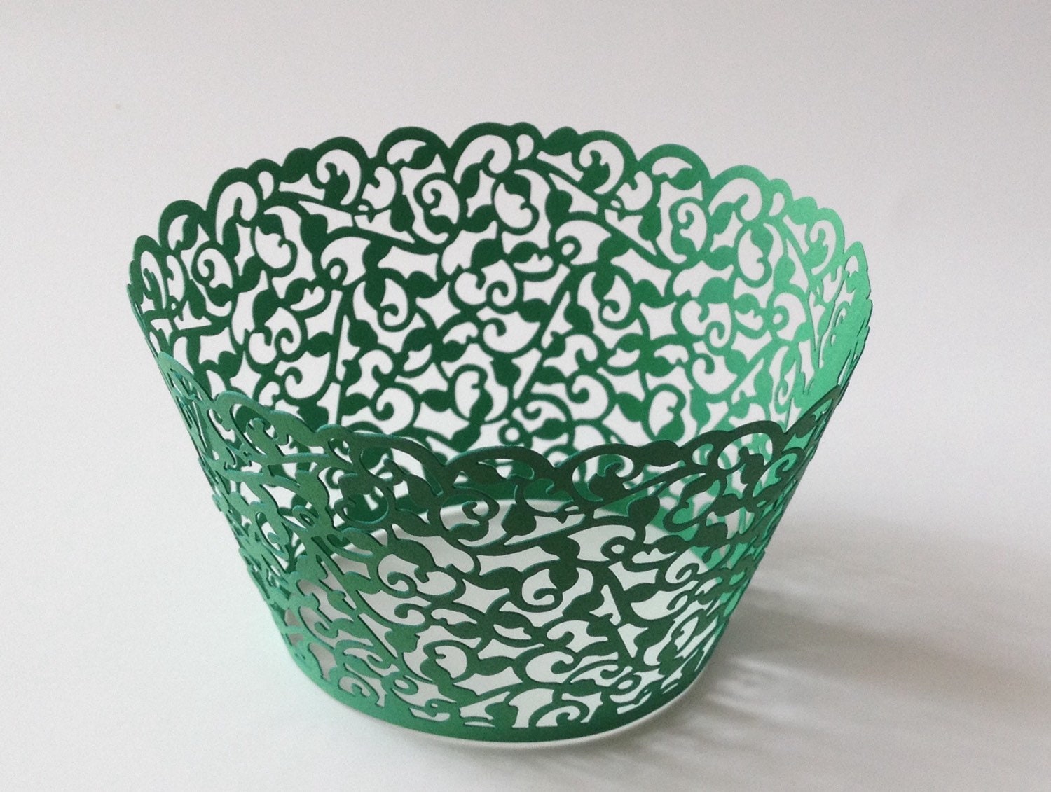 Beautiful Green Classic Lace Wedding Filigree Cupcake Liners Liner Baking Cup Cupcake Wrapper Wrappers