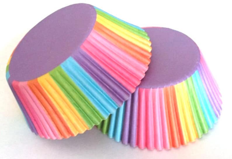 Multi Colored Cupcake Liners 50 count Rainbow Circus Liner Green Yellow Blue Yellow Red purple party children kids