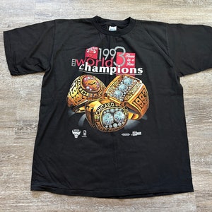 Vintage 90s Chicago Bulls Basketball t shirt Single Stitch 3 Peat 1993 Rings SALEM XL