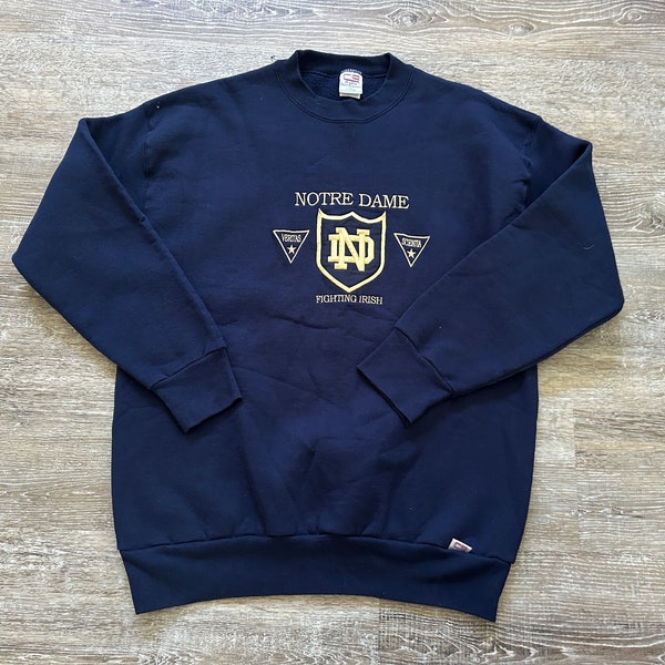 Vintage 90s Notre Dame Crewneck Sweatshirt Football Embroidered Logo Irish University
