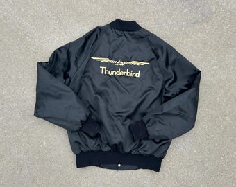 Jaqueta Bomber de Cetim VTG anos 90 FORD Thunderbird Bordada West Ark USA Racing