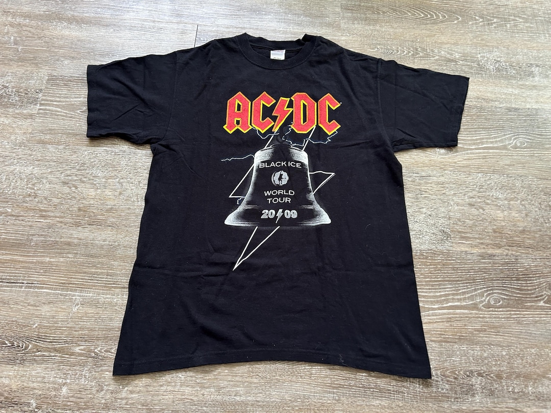 Vintage 2009 AC/DC Tour Concert T Shirt Y2k Rock Band Black Ice Large ...