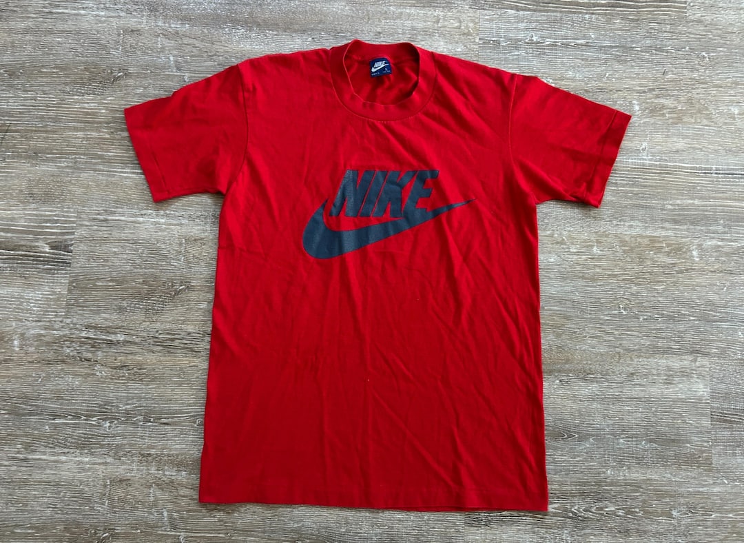 Vintage 80s NIKE Blue Tag Single Stitch Swoosh Logo Red T Shirt