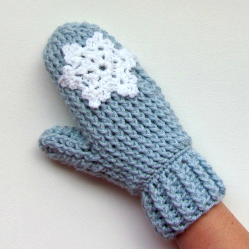 Crochet Pattern Cable Stitch Mittens Ladies teens knitted