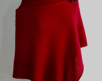 Poncho Knitted in Lambswool - Rich Dark Red
