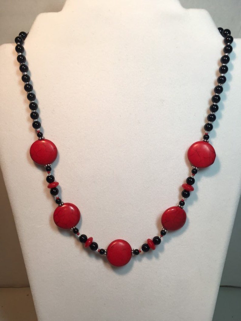 Handmade Red Howlite and Black Jasper Stones Czech Glass Beads Silver Daisies Solid Sterling Silver Lobster /& Closure Beaded Necklace