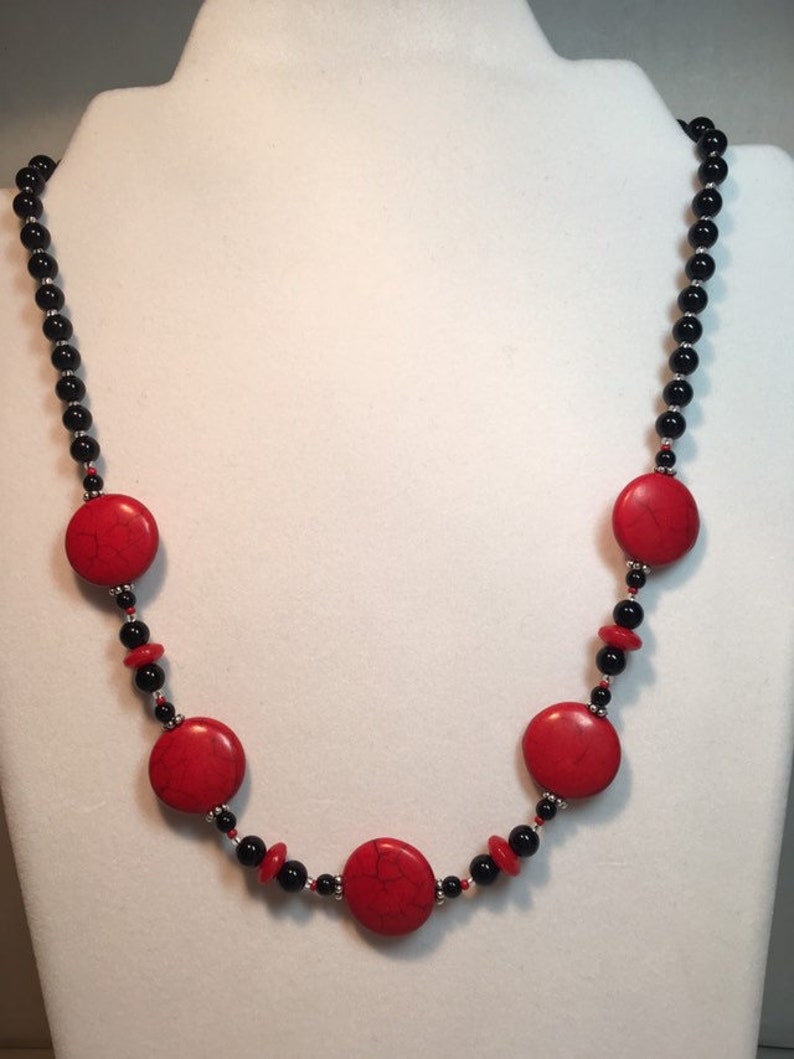 Handmade Red Howlite and Black Jasper Stones Czech Glass Beads Silver Daisies Solid Sterling Silver Lobster /& Closure Beaded Necklace