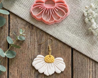 Daisy Flower Polymer Clay Cutter Jewelry Earring Pendant Fondant Cookie Making Tool Reusable