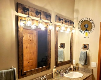 Rustic Farmhouse Bathroom Set with Distressed Mirror & Mason Jar Light, Set Of One Mirror + One 3 Jars Mason Jar Light, Lulight