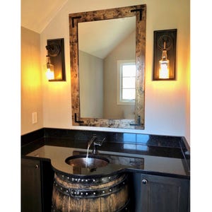 Rustic Distressed Wood Frame Mirror, Farmhouse bathroom Vanity Mirror, Large Small Sizes, Cottage Hallway Decor imagen 12