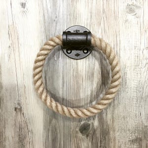 Rope Towel Holder Hand Towel Ring Nautical Decor Coastal Bathroom Wall Fixture Beach Decor Bathroom Towel Rack Rustic Rope Boat Deco Etsy