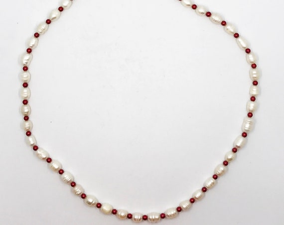 23.5" red and white pearl necklace