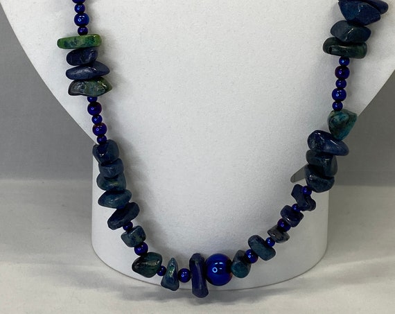24" blue beads necklace
