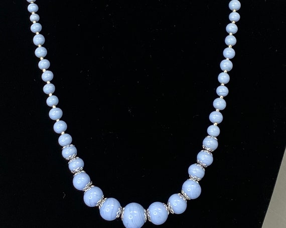 20" graduated blue bead necklace