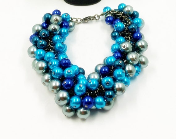 9.5" messy pearl bracelet earring set
