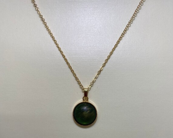 16mm green pendant