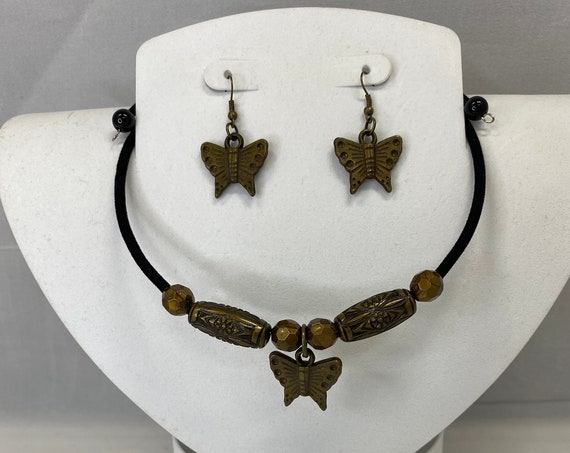 19" wrap butterfly choker and earring set