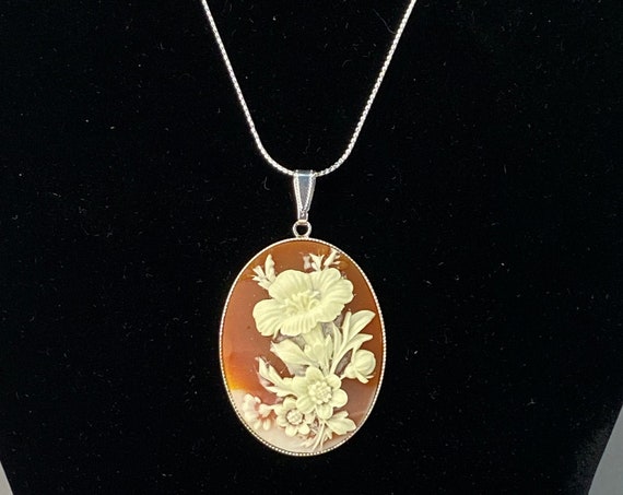 18" peach and cream floral cameo pendant on silver