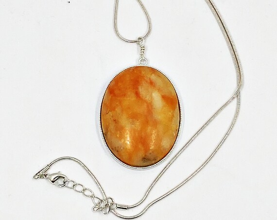 18" agate pendant necklace