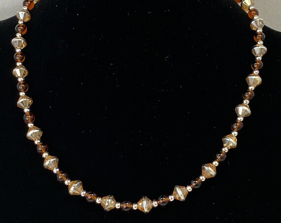 18" browns necklace