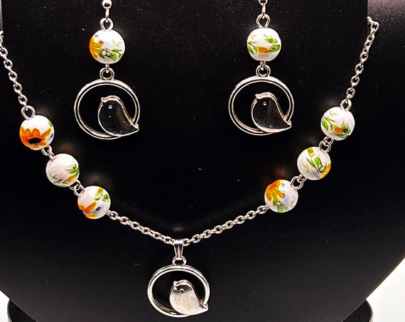 23" sunflower and bird charm necklace earring set