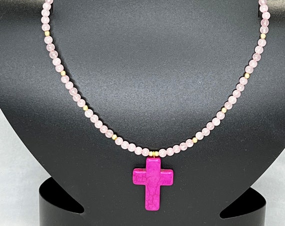 19" rose quartz and howlite cross necklace
