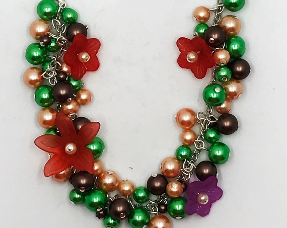 9" messy pearl bracelet with flowers