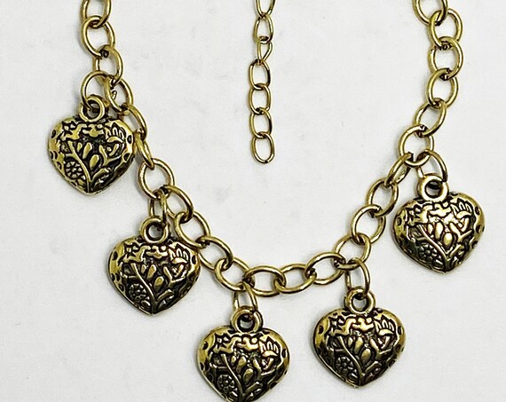 8" gold hearts charm bracelet w/2" extender