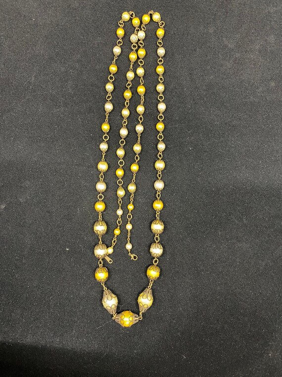 45" graduated shades of yellow pearl necklace