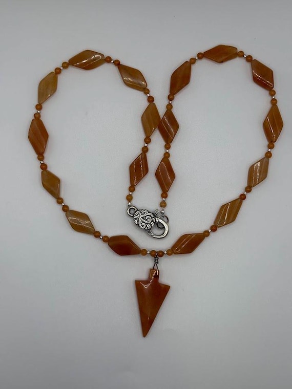 25" red agate beaded pendant necklace