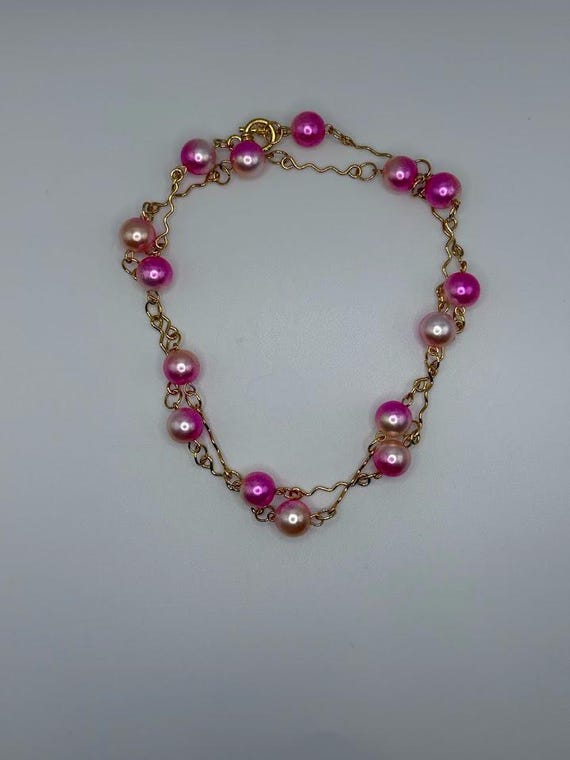 25" pink and white bead necklace