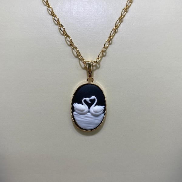 20" swans cameo pendant on gold