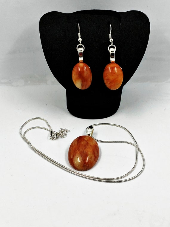 18" agate necklace earring set