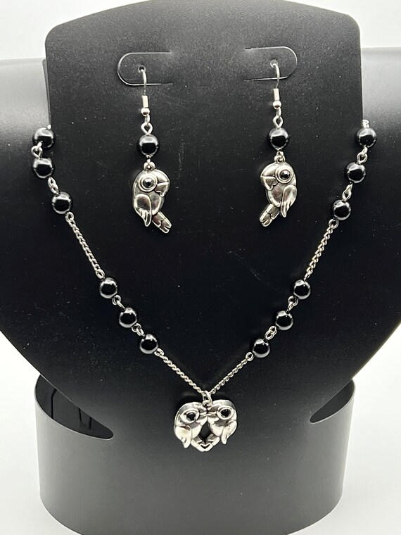 22" birds necklace and earring set