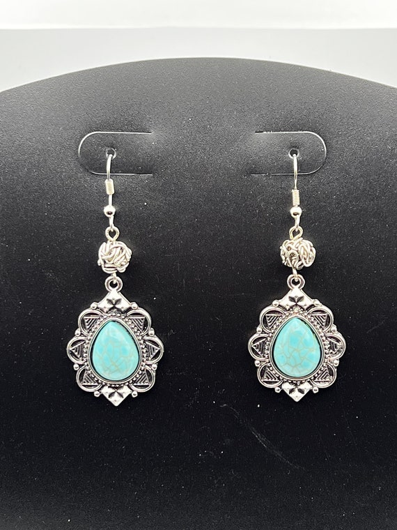 Silver teardrop earrings