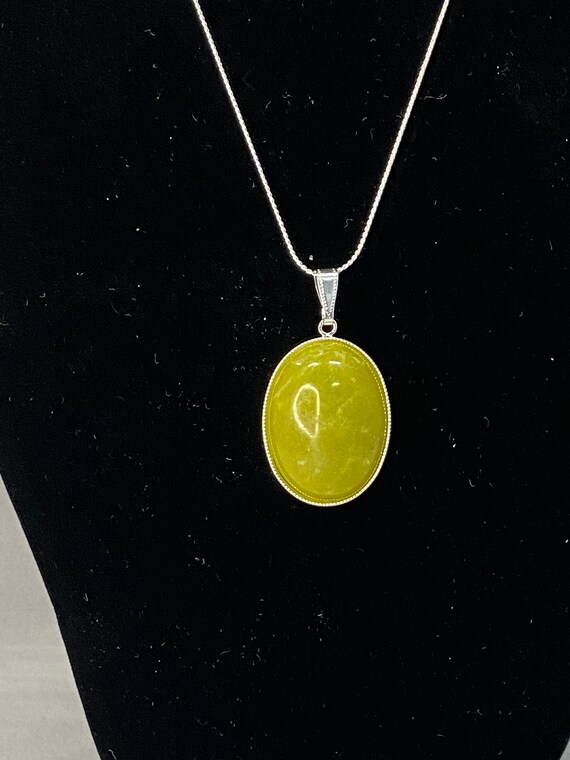 18" serpentine pendant on silver