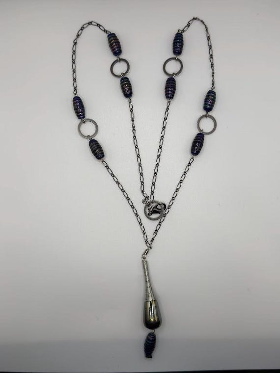 Blue or honey lustre bead pendant necklace