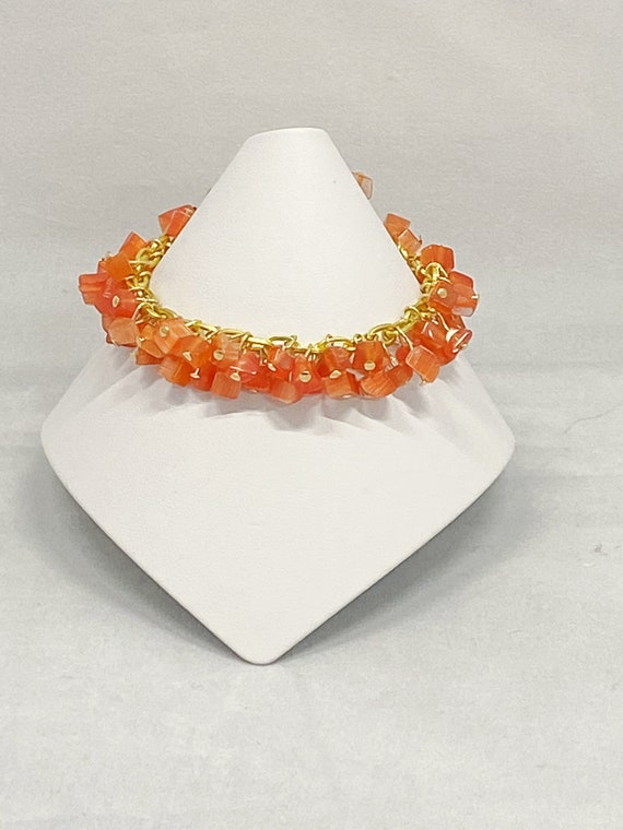 7" orange cat's eye chip bracelet