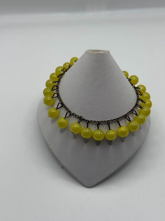 8" green glass beads bracelet