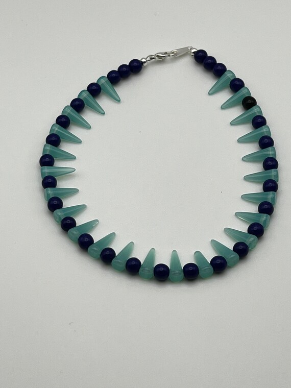 12" shades of blue bracelet