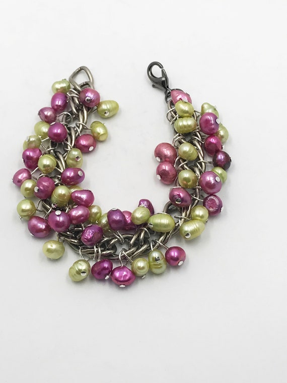 7" pink and green potato pearl bracelet