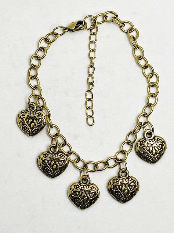 8" gold hearts charm bracelet w/2" extender