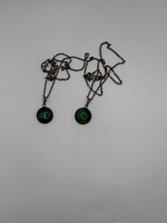 18.5" green cat's eye glass or snowy quartz pendant necklace on brass