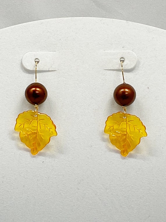 2" brown pearl and orange leaf earrings