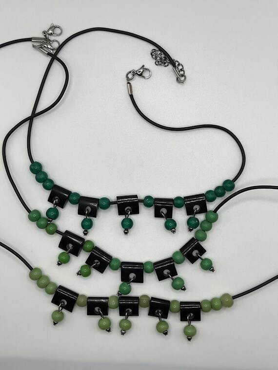 16" green glass bead necklace (3 options)